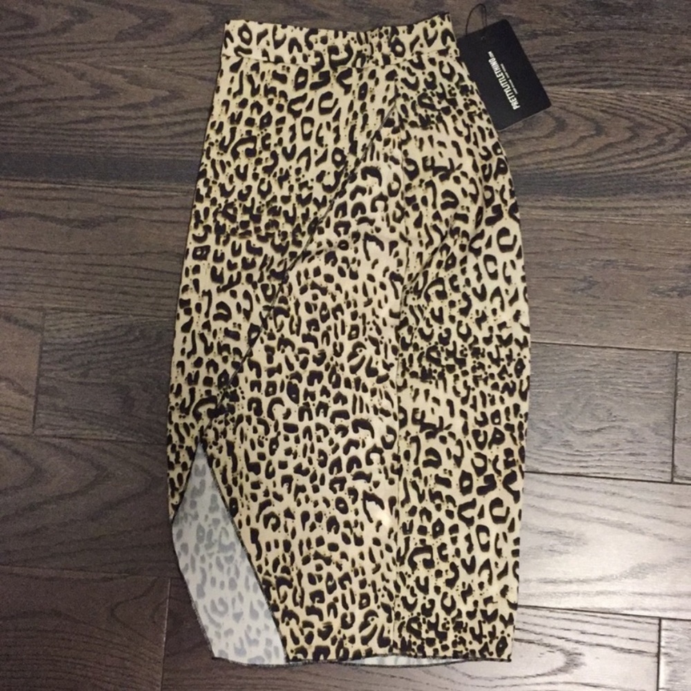 Leopard skirt
